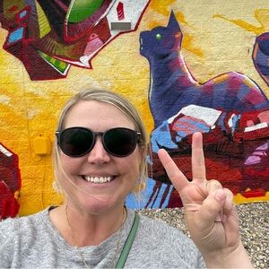 Meet your Posher, Melanie